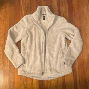Women’s north face fuzzy jacket
